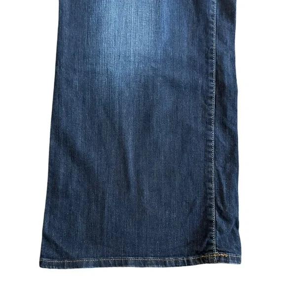 LANE BRYANT Distinctly Bootcut stretch jeans sz 26 Petite - 29” inseam - NWT! - Picture 4 of 9